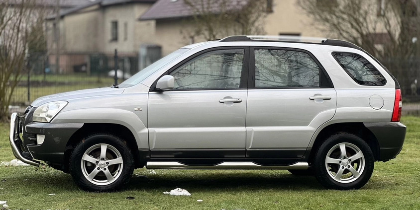 Kia Sportage cena 19200 przebieg: 203882, rok produkcji 2007 z Włoszczowa małe 191